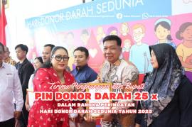 Warga Rejosari terima penghargaan PMI